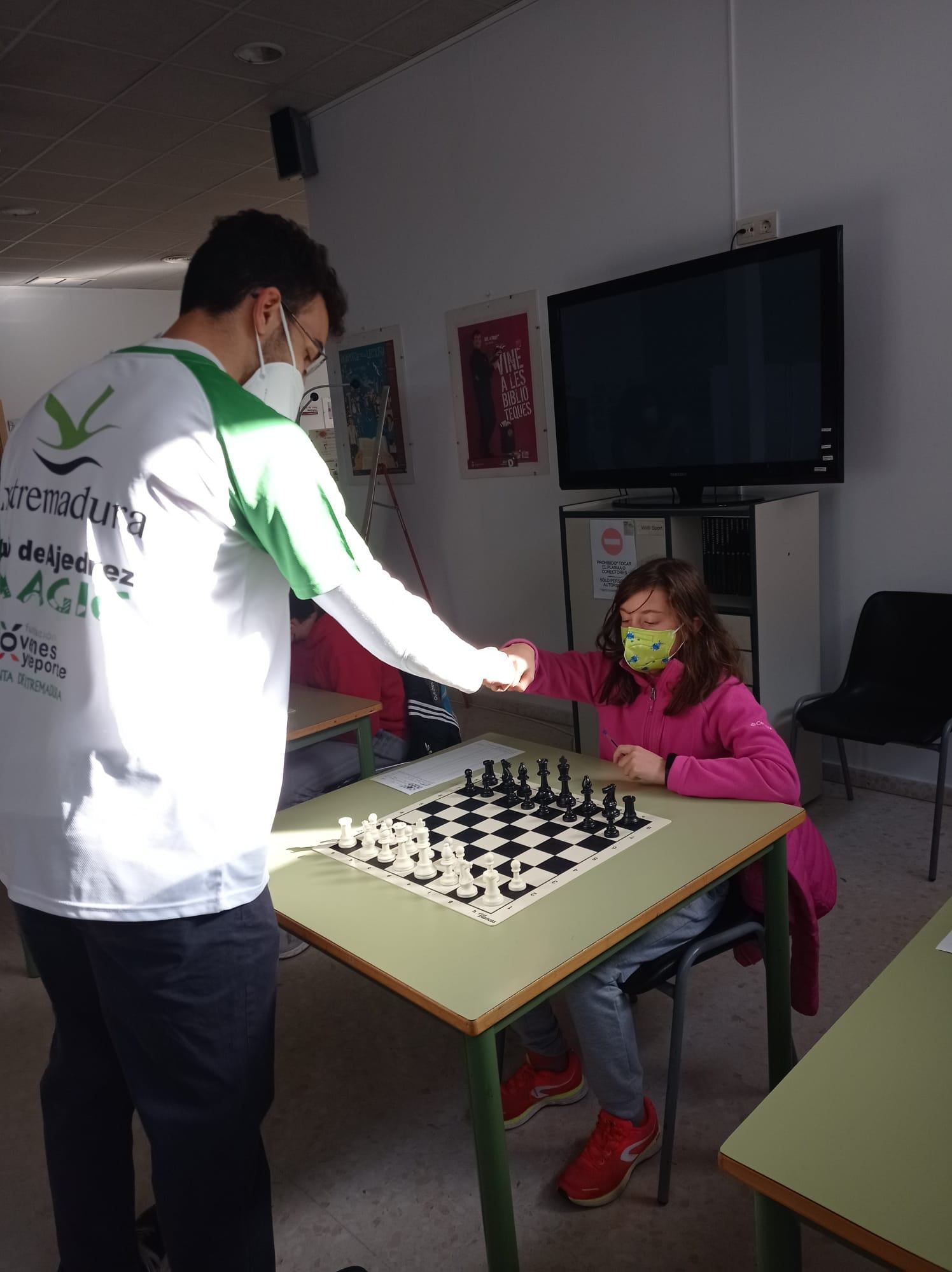 Exhibición simultáneas ajedrez Álex Garrido